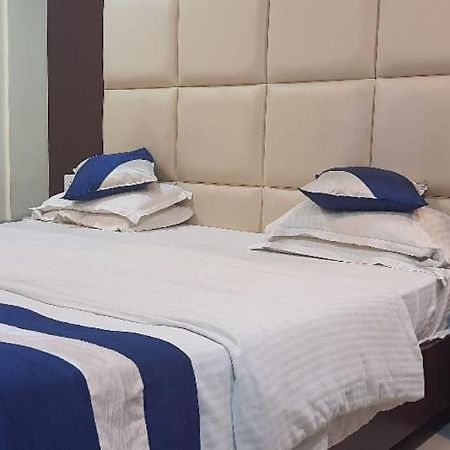 Hotel Presidency Inn Kolkata Ngoại thất bức ảnh