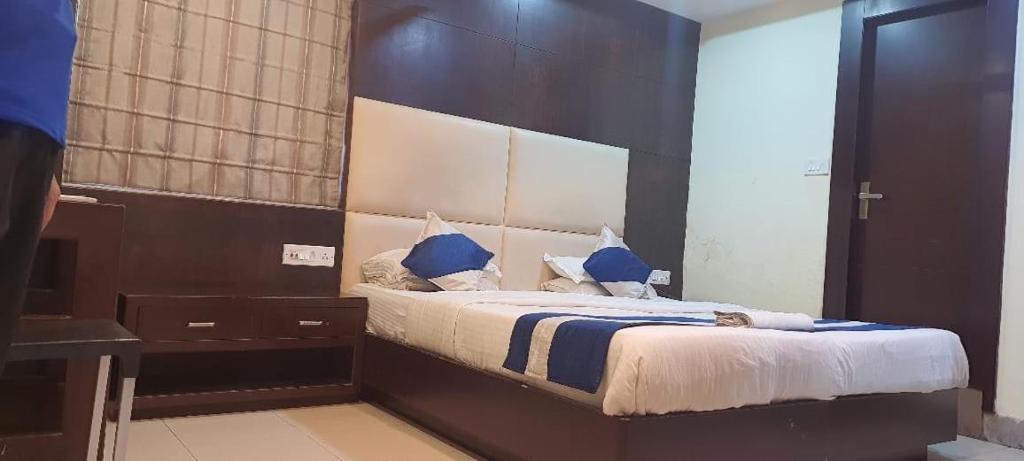 Hotel Presidency Inn Kolkata Ngoại thất bức ảnh