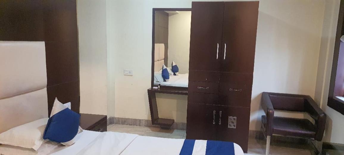 Hotel Presidency Inn Kolkata Ngoại thất bức ảnh